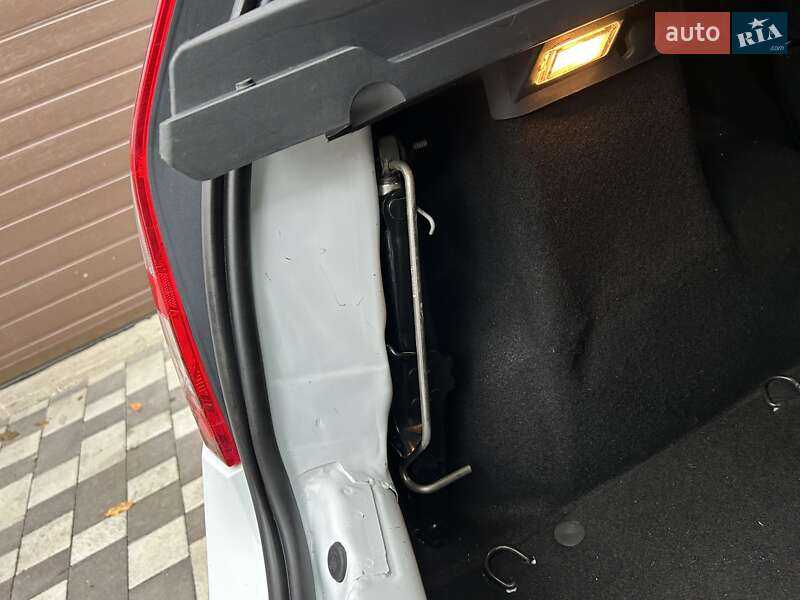 Хэтчбек Dacia Sandero 2009 в Ровно фото 30 Хэтчбек Dacia Sandero 2009 в Ровно