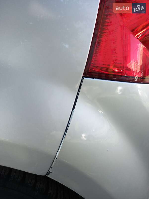 Хэтчбек Dacia Sandero 2011 в Виннице