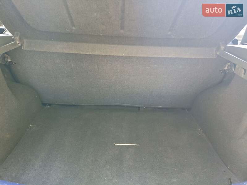 Хэтчбек Dacia Sandero 2009 в Борисполе