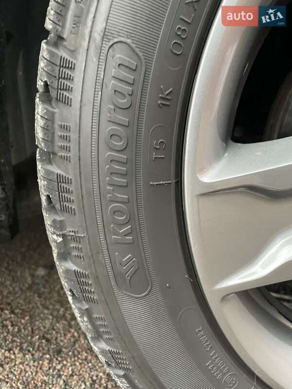 Хетчбек Dacia Sandero 2020 в Львові