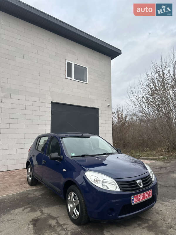 Dacia Sandero 2010