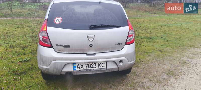 Хэтчбек Dacia Sandero 2009 в Харькове фото 10 Хэтчбек Dacia Sandero 2009 в Харькове