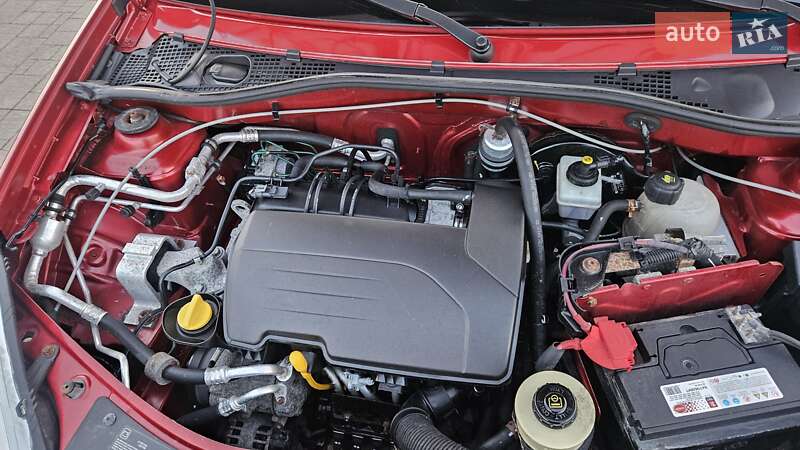 Хетчбек Dacia Sandero 2012 в Калуші фото 9 Хетчбек Dacia Sandero 2012 в Калуші