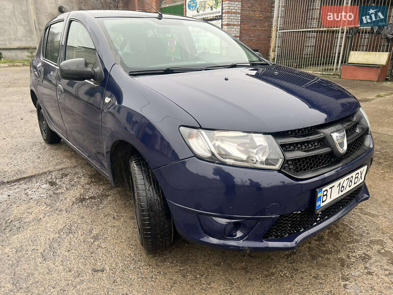 Dacia Sandero 2014