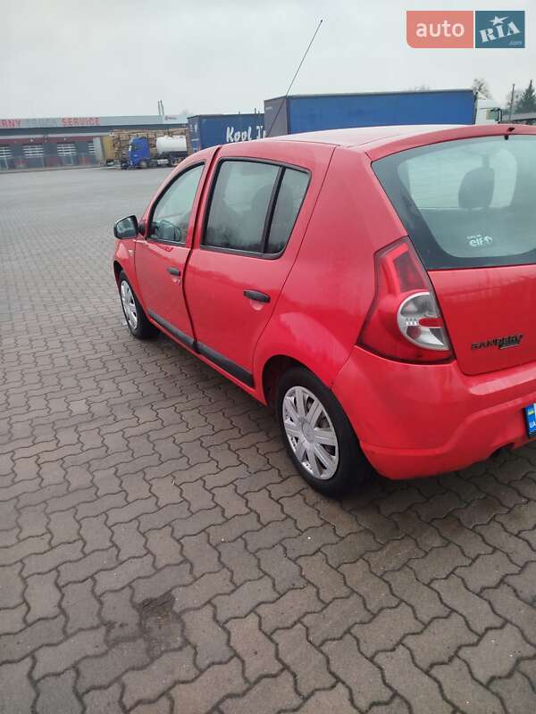 Хетчбек Dacia Sandero 2009 в Сарнах фото 3 Хетчбек Dacia Sandero 2009 в Сарнах