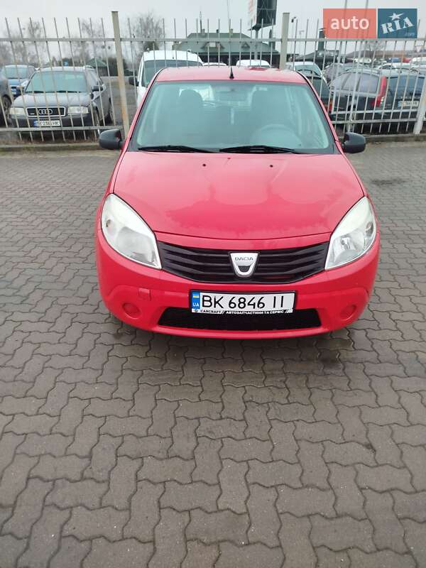 Хетчбек Dacia Sandero 2009 в Сарнах фото Хетчбек Dacia Sandero 2009 в Сарнах