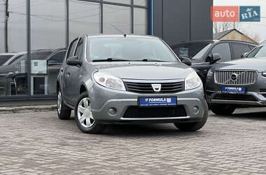 Хетчбек Dacia Sandero 2009 в Нововолинську