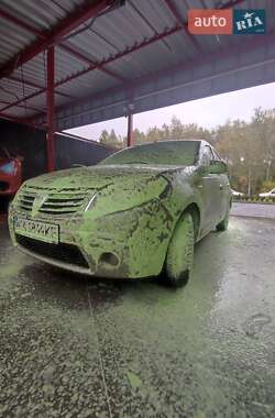 Хетчбек Dacia Sandero 2009 в Києві