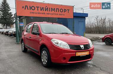 Хэтчбек Dacia Sandero 2009 в Сумах