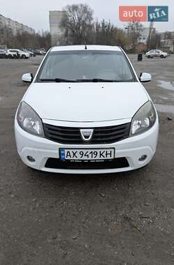 Хетчбек Dacia Sandero 2010 в Харкові