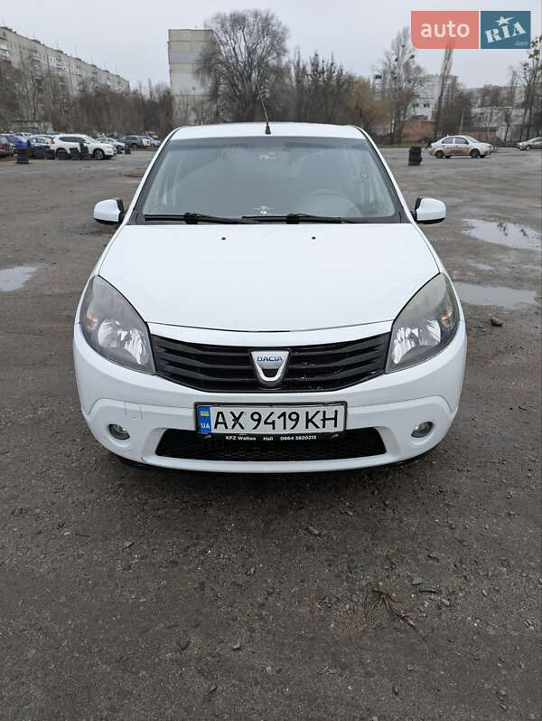 Dacia Sandero 2010 Dacia Sandero 2010