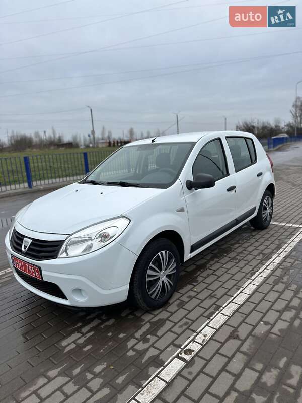 Dacia Sandero 2009
