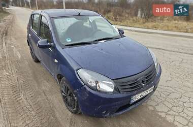 Хетчбек Dacia Sandero 2009 в Львові