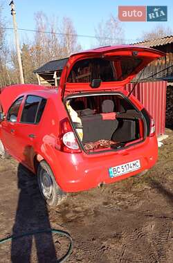 Хетчбек Dacia Sandero 2009 в Львові