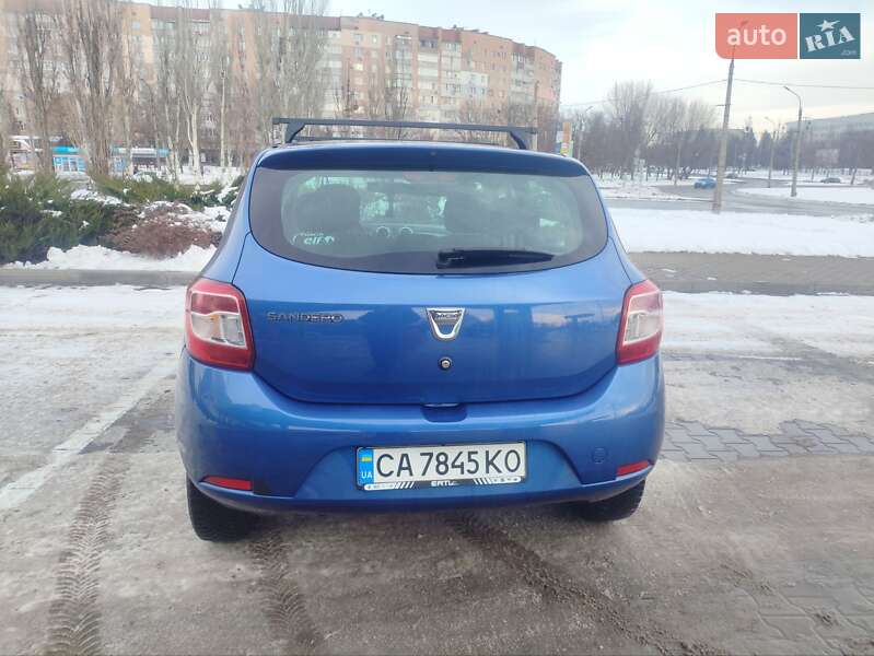 Хетчбек Dacia Sandero 2014 в Черкасах