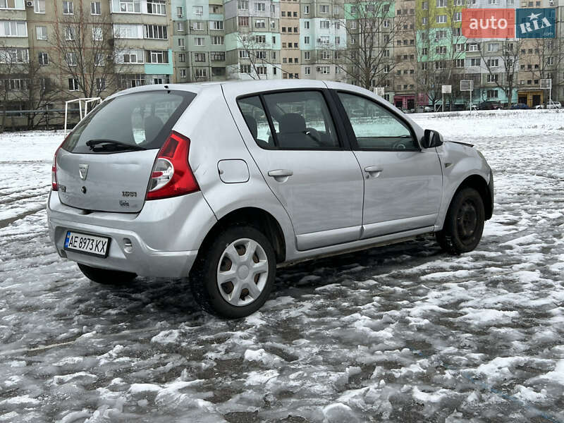 Dacia Sandero 2009