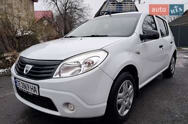Хетчбек Dacia Sandero 2008 в Могилів-Подільському