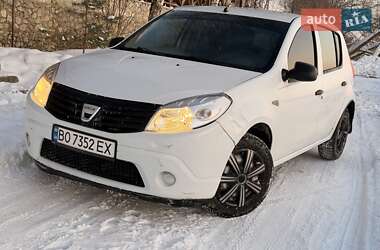Хэтчбек Dacia Sandero 2009 в Тернополе