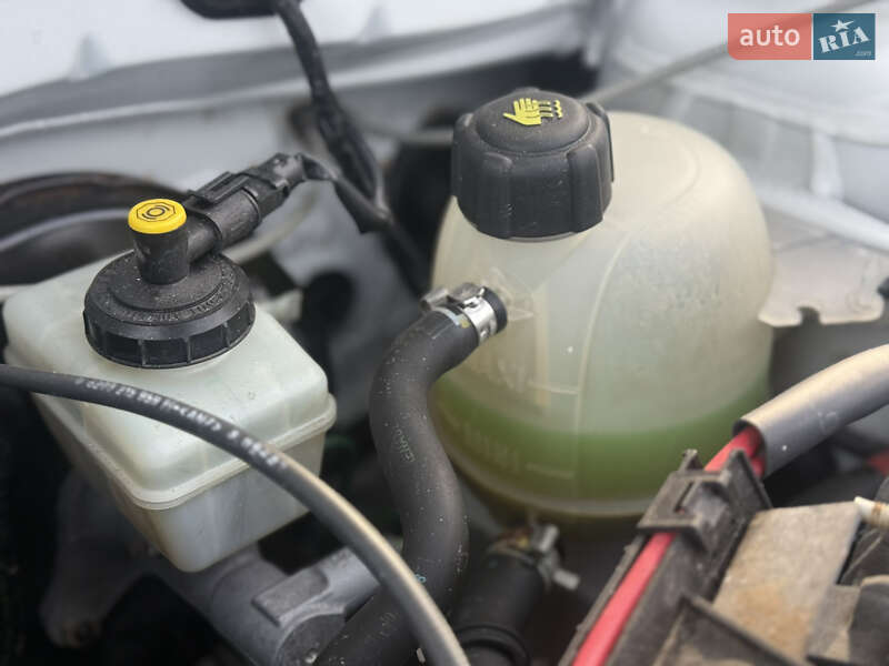 Хэтчбек Dacia Sandero 2009 в Березане