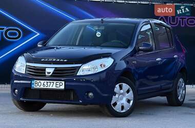 Хетчбек Dacia Sandero 2009 в Запоріжжі