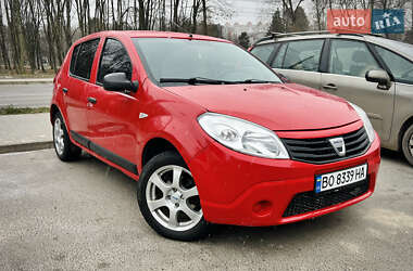 Хэтчбек Dacia Sandero 2010 в Тернополе