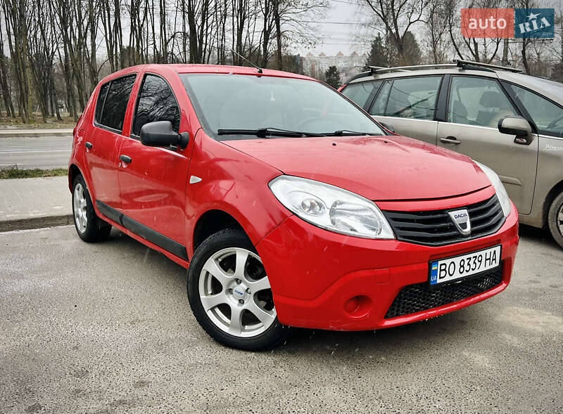 Dacia Sandero 2010