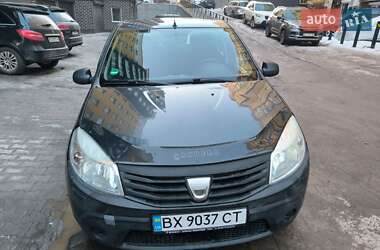 Хэтчбек Dacia Sandero 2009 в Хмельницком