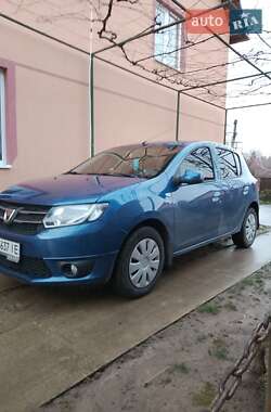 Хэтчбек Dacia Sandero 2013 в Ужгороде