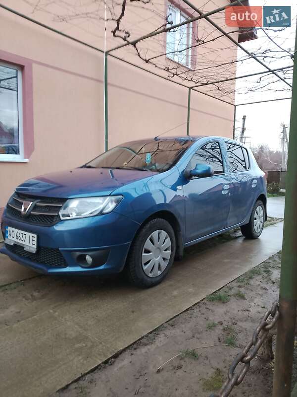 Dacia Sandero 2013
