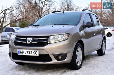 Хэтчбек Dacia Sandero 2013 в Киеве