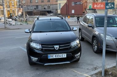 Хэтчбек Dacia Sandero 2014 в Киеве