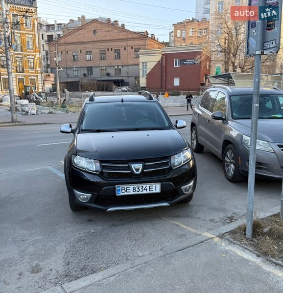 Хэтчбек Dacia Sandero 2014 в Киеве