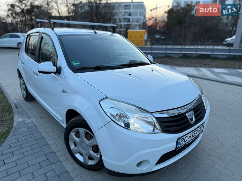 Dacia Sandero 2010