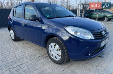 Хетчбек Dacia Sandero 2009 в Бару