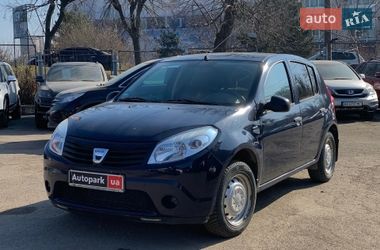Хэтчбек Dacia Sandero 2011 в Виннице