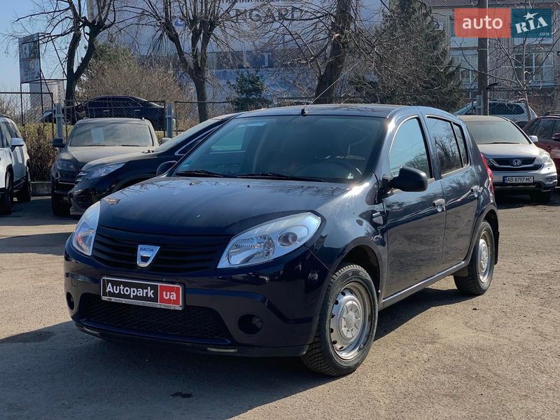 Dacia Sandero 2011