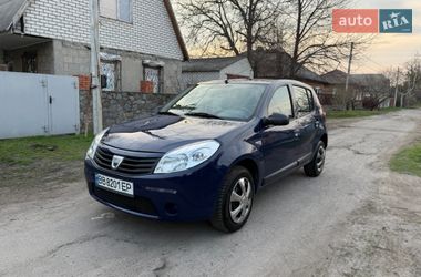 Хетчбек Dacia Sandero 2009 в Кременчуці