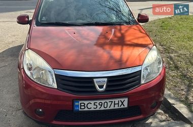 Хэтчбек Dacia Sandero 2009 в Львове