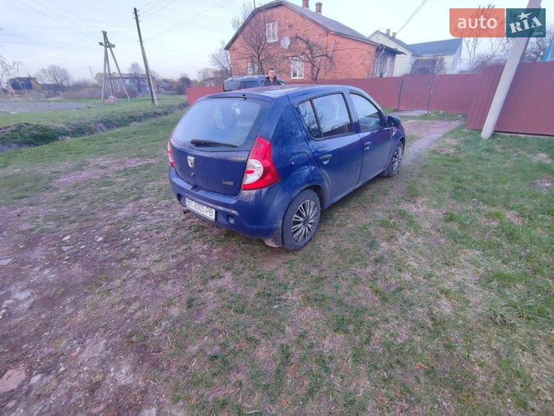 Хэтчбек Dacia Sandero 2009 в Шептицькому фото 10 Хэтчбек Dacia Sandero 2009 в Шептицькому