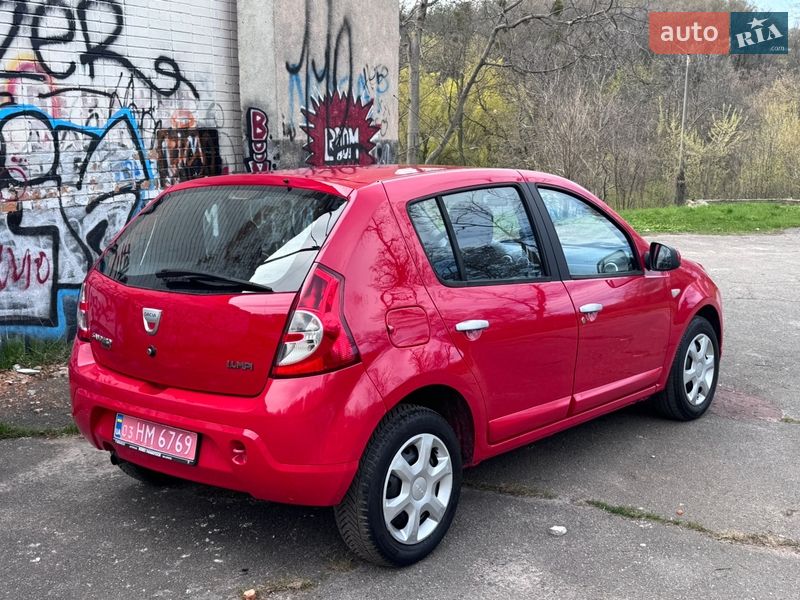 Хэтчбек Dacia Sandero 2009 в Полтаве фото 6 Хэтчбек Dacia Sandero 2009 в Полтаве