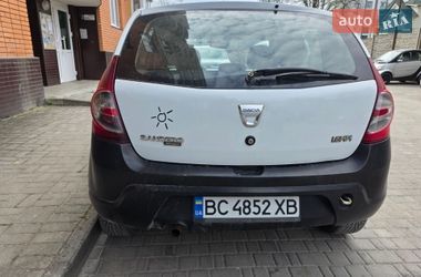 Хетчбек Dacia Sandero 2012 в Кам'янець-Подільському