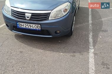 Хетчбек Dacia Sandero 2008 в Одесі