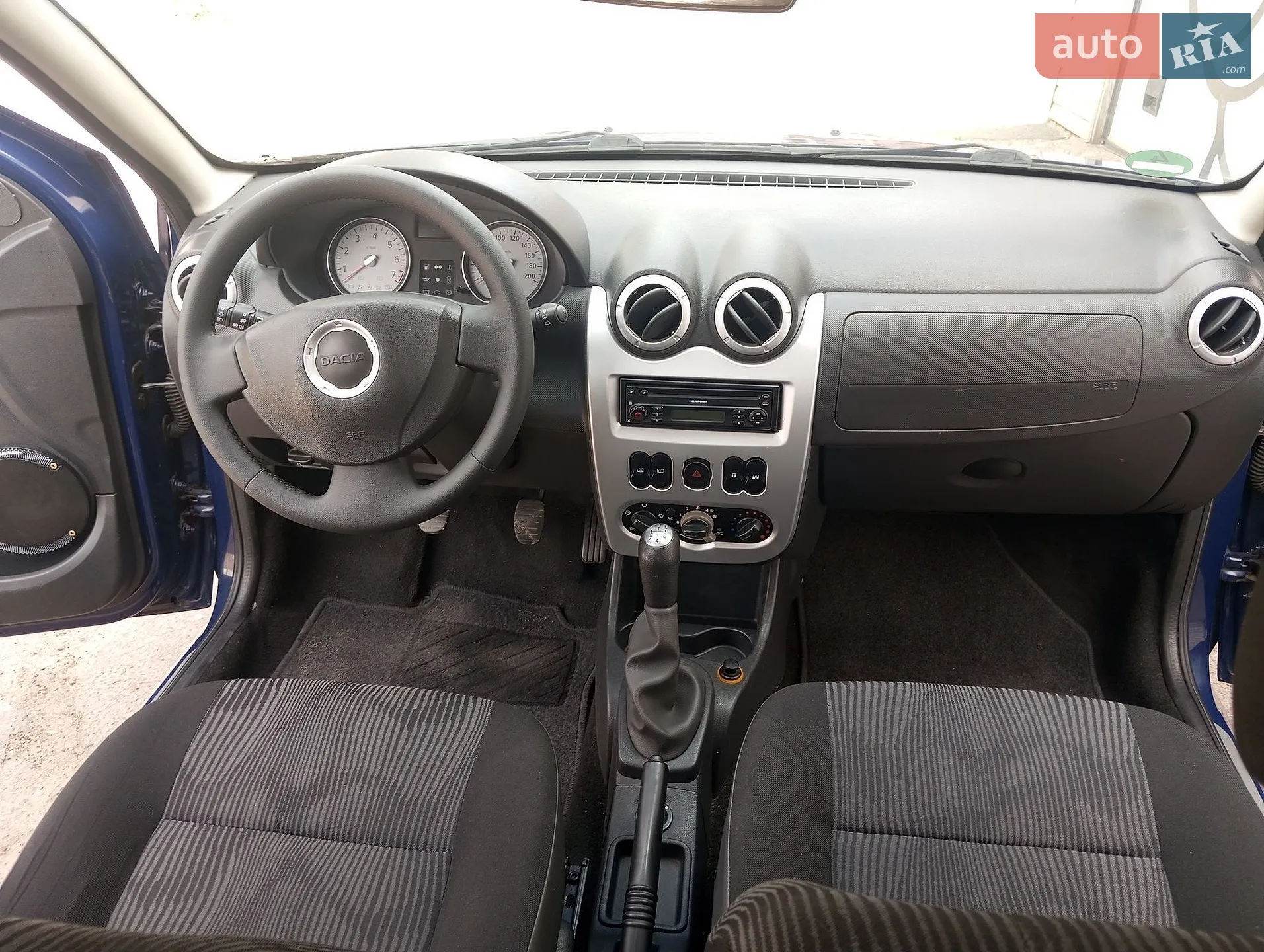2010 Dacia Sandero - мініатюра 20