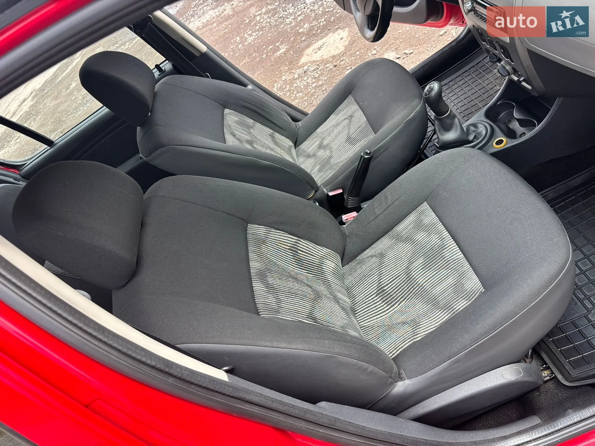 2010 Dacia Sandero - мініатюра 25