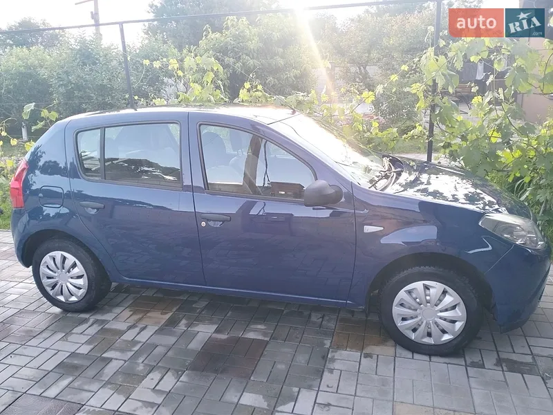 Dacia Sandero 2008