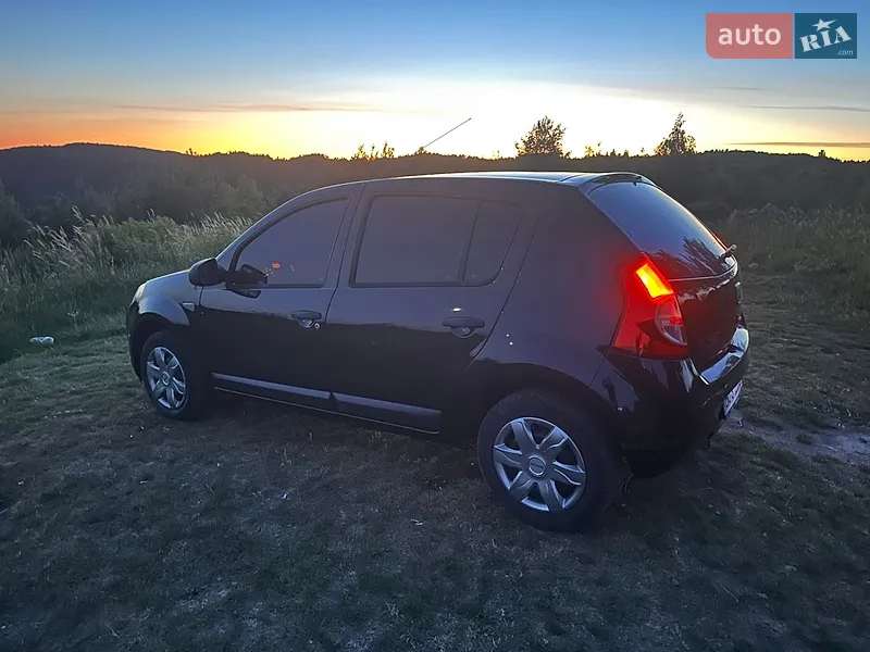 Dacia Sandero 2009 VIN UU1BSDAEP42259576 фото оголошення 2 з 40