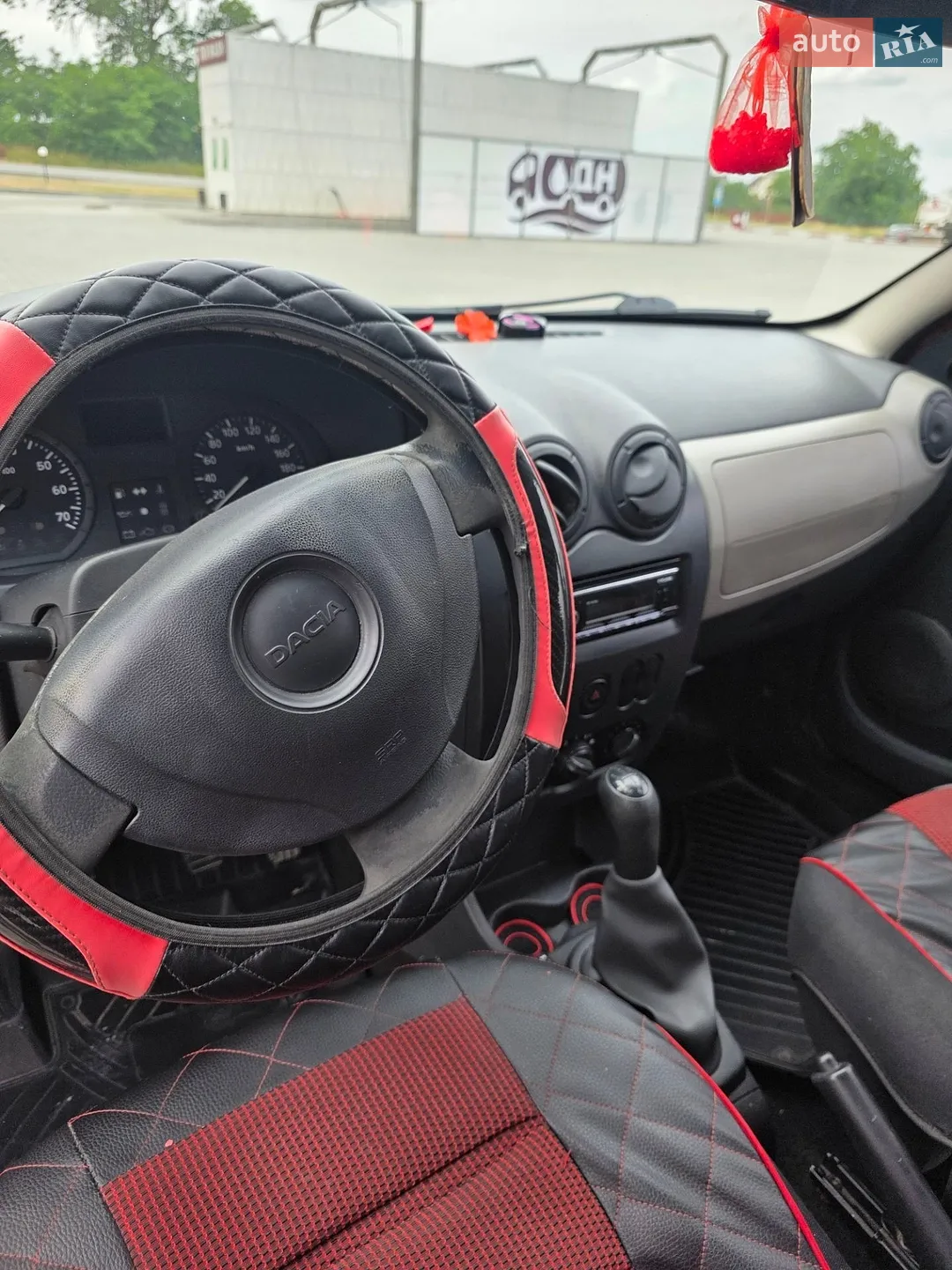 2010 Dacia Sandero - мініатюра 13