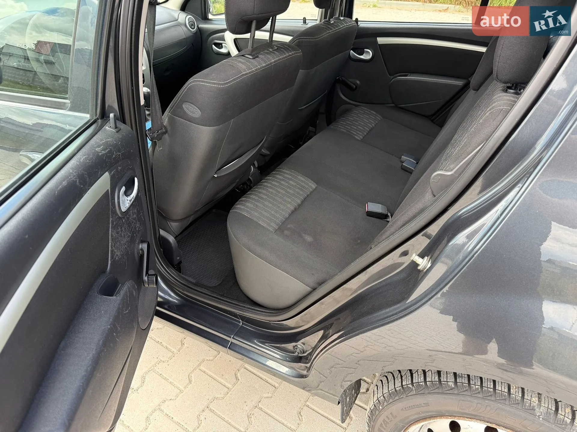 2012 Dacia Sandero - мініатюра 9