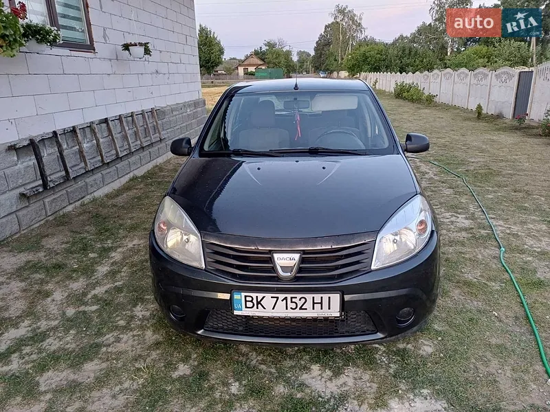 Dacia Sandero 2010
