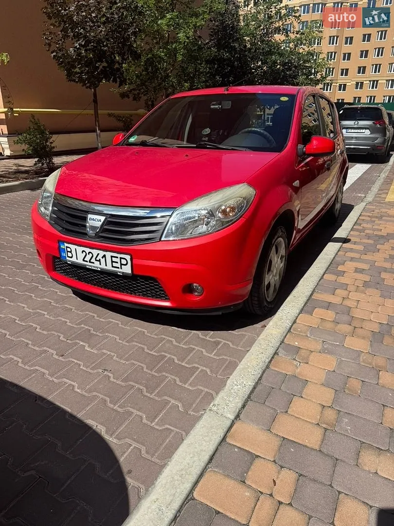 2010 Dacia Sandero - фото 1